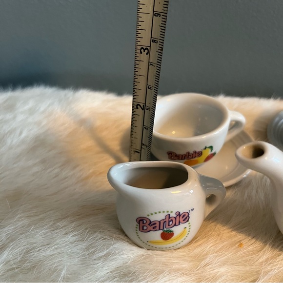 Chilton Toys Barbie Miniature Porcelain Tea Set - Picture 13 of 15